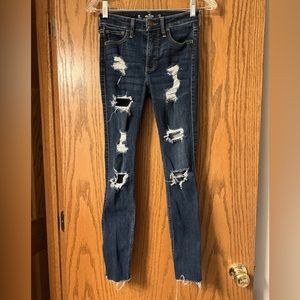 Women's Hollister High-Rise Crop Super Skinny Destructed Jeans 0R W24 L26